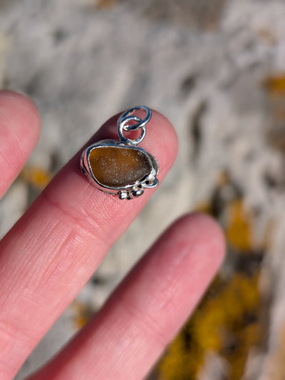 Golden Amber Pendant