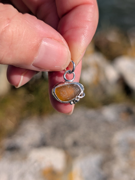 Golden Amber Pendant